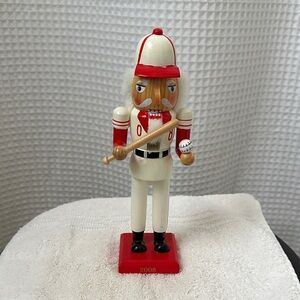 2008 Baseball Player Nutcracker Figurine